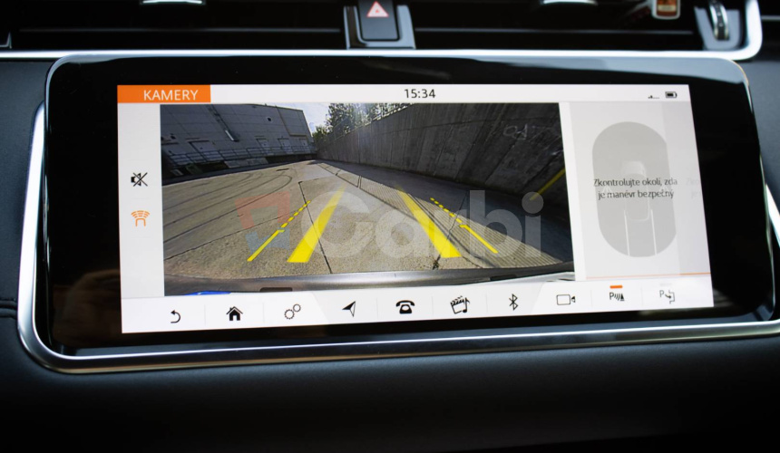 Land Rover Range Rover Evoque 2.0D D180 HSE, Nelakované, Pano, Meridian Sound, Virtual, TOP