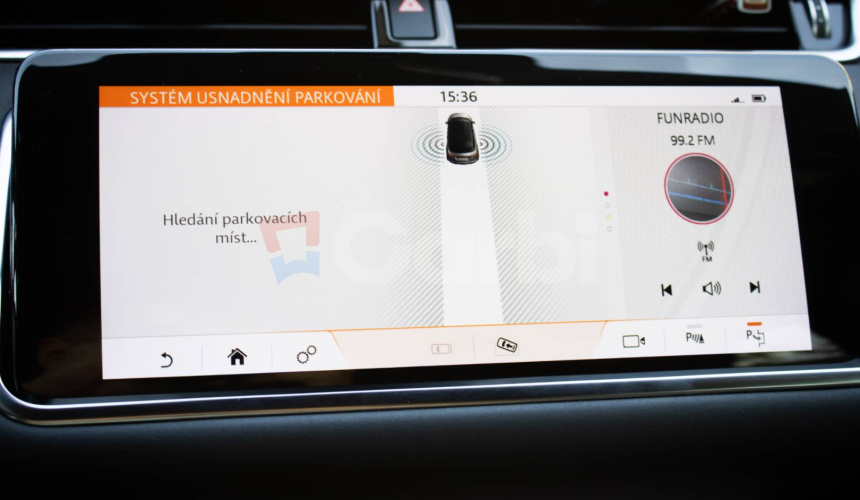 Land Rover Range Rover Evoque 2.0D D180 HSE, Nelakované, Pano, Meridian Sound, Virtual, TOP