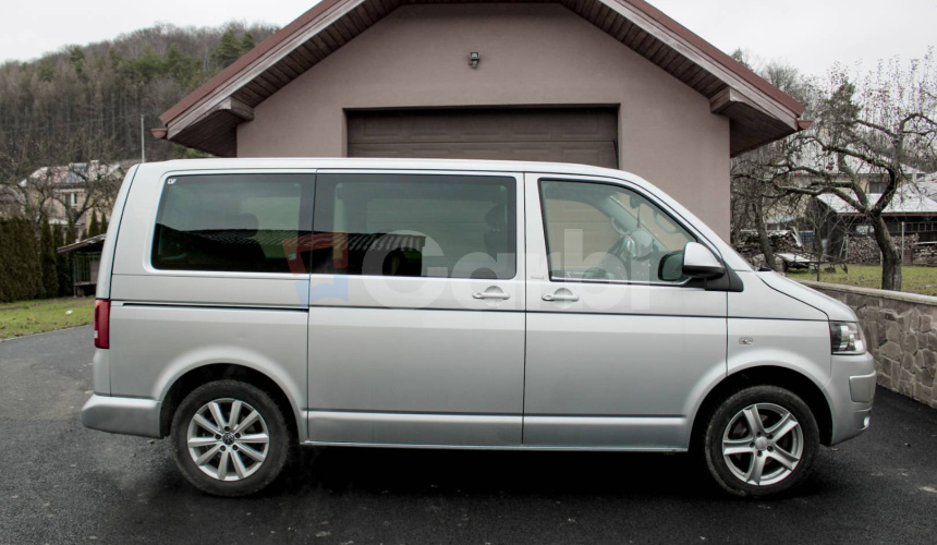 Volkswagen Multivan 2.0 TDI 140k Comfortline