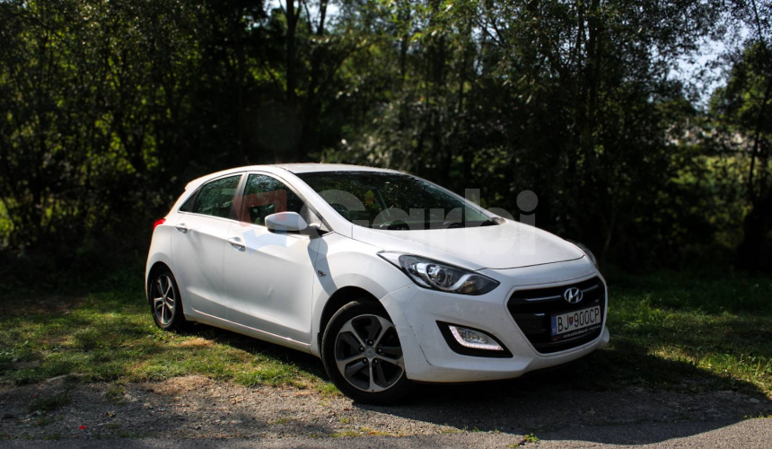 Hyundai i30 1.6 CRDi DOHC 16V Family