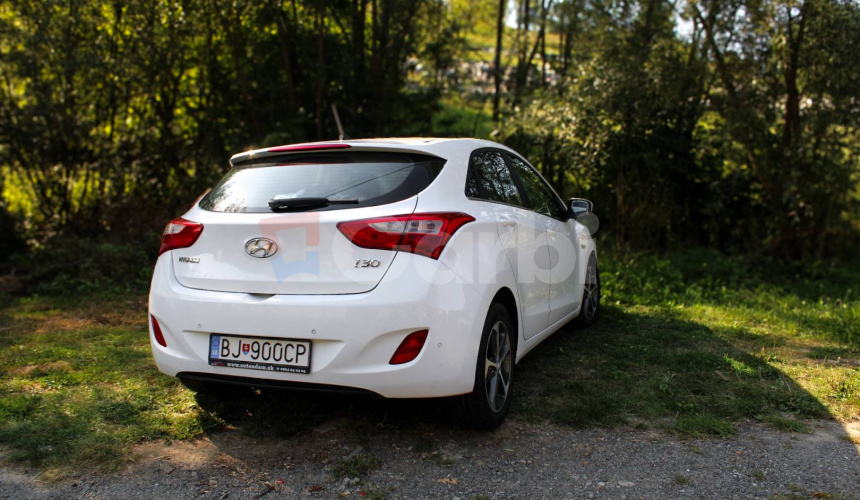 Hyundai i30 1.6 CRDi DOHC 16V Family