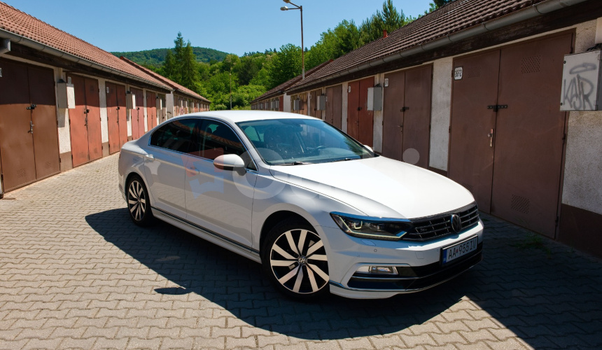 Volkswagen Passat Sedan B8 2.0 TDI 110kw 150PS R-line
