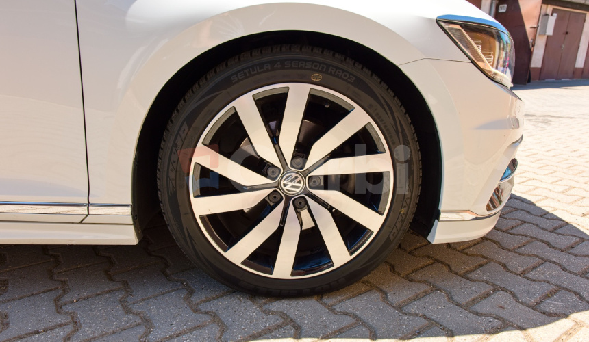 Volkswagen Passat Sedan B8 2.0 TDI 110kw 150PS R-line