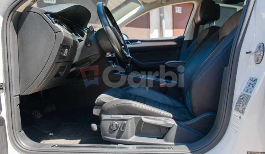 Volkswagen Passat Sedan B8 2.0 TDI 110kw 150PS R-line