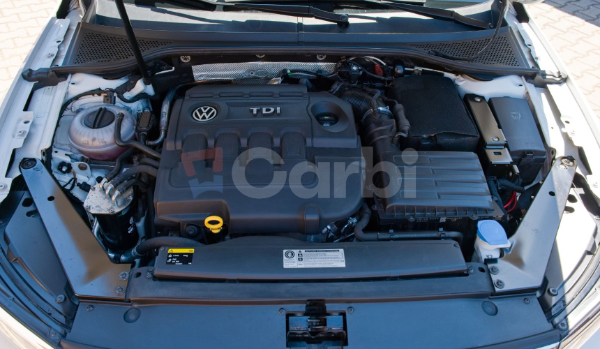 Volkswagen Passat Sedan B8 2.0 TDI 110kw 150PS R-line