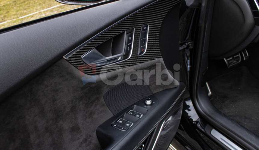Audi RS7 Sportback 560k Carbon exteriér + brzdy, Strešné okno, Head Up Displej