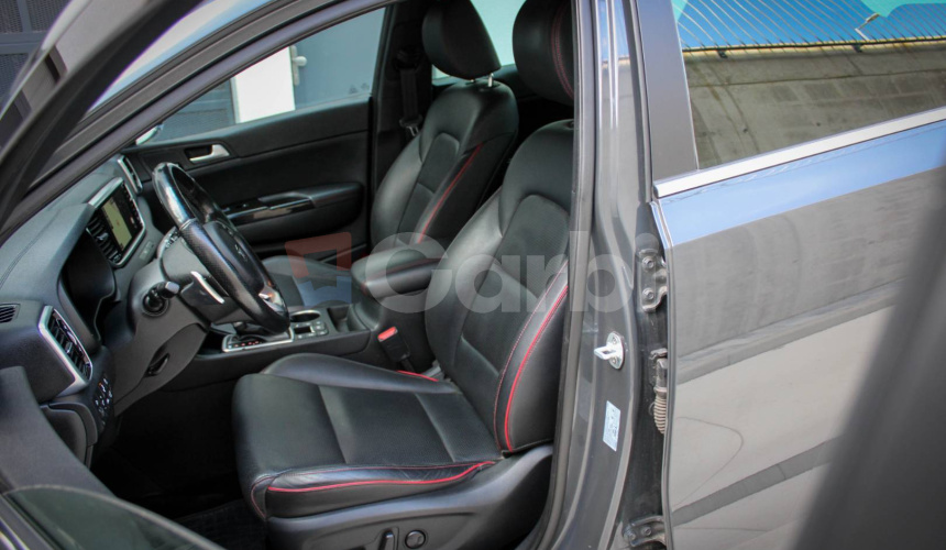 Kia Sportage 2.0 CRDi + 48V (Mild Hybrid) GT-Line A/T
