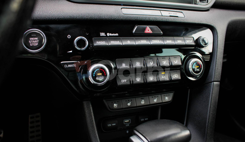 Kia Sportage 2.0 CRDi + 48V (Mild Hybrid) GT-Line A/T