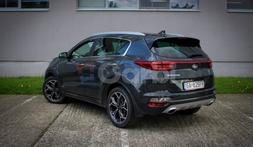 Kia Sportage 2.0 CRDi + 48V (Mild Hybrid) GT-Line A/T