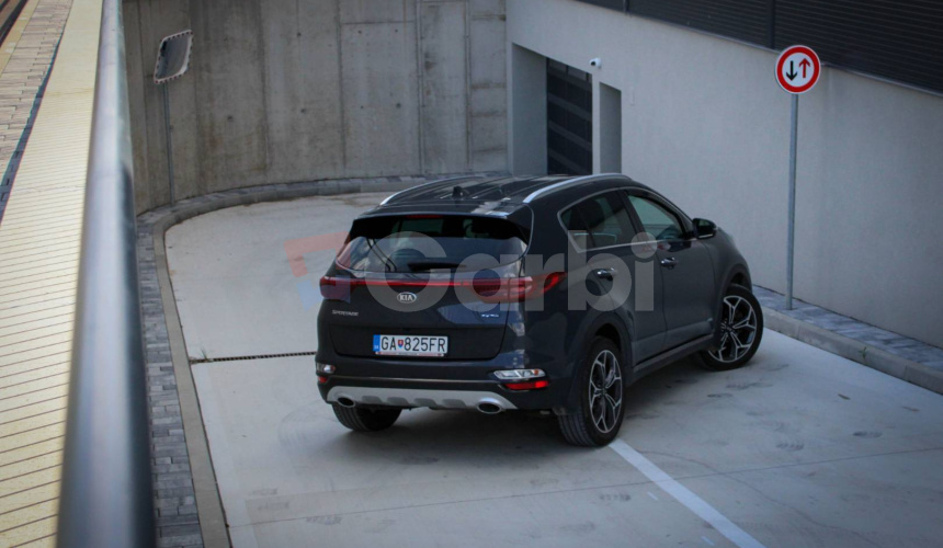 Kia Sportage 2.0 CRDi + 48V (Mild Hybrid) GT-Line A/T