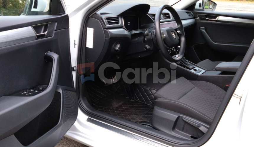 Škoda Superb Combi 2.0 TDI SCR Ambition DSG
