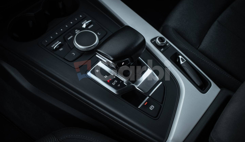 Audi A4 Avant 2.0 TDI S tronic Basis