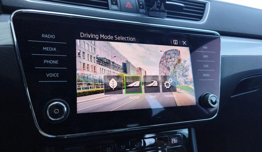 Škoda Superb Combi 1.4 TSI PHEV DSG