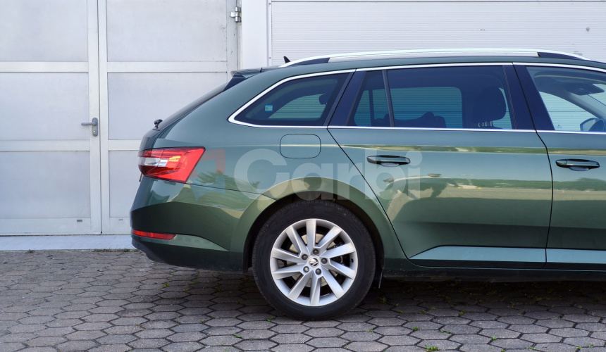 Škoda Superb Combi 1.4 TSI PHEV DSG