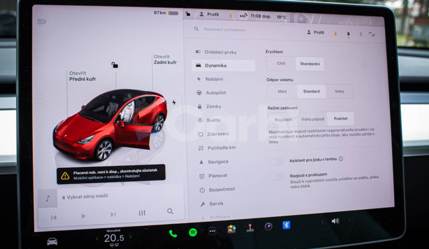 Tesla Model Y Long Range AWD, Biely interiér, Tepelné čerpadlo, Dvojité sklá, DPH