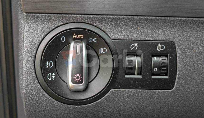 Volkswagen Touran 1.6 TDI Premium Comfortline DSG