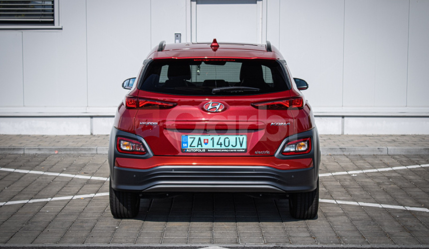Hyundai Kona Electric+ 64kWh batéria 98% SOH, slovenské s históriou, HUD, Krell audio, DPH