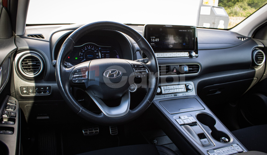 Hyundai Kona Electric+ 64kWh batéria 98% SOH, slovenské s históriou, HUD, Krell audio, DPH