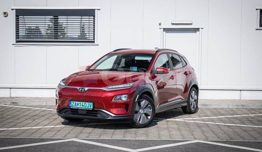Hyundai Kona Electric+ 64kWh batéria 98% SOH, slovenské s históriou, HUD, Krell audio, DPH