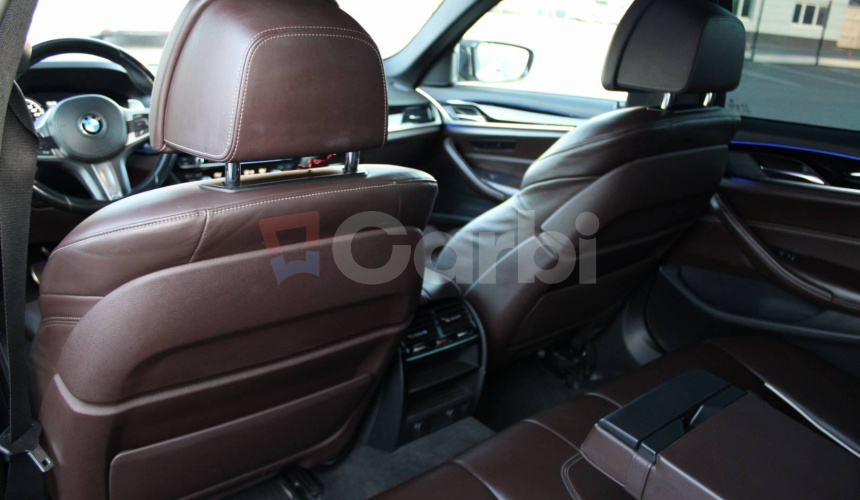 BMW Rad 5 Touring 530d xDrive A/T, 195kW, A8, 5d.
