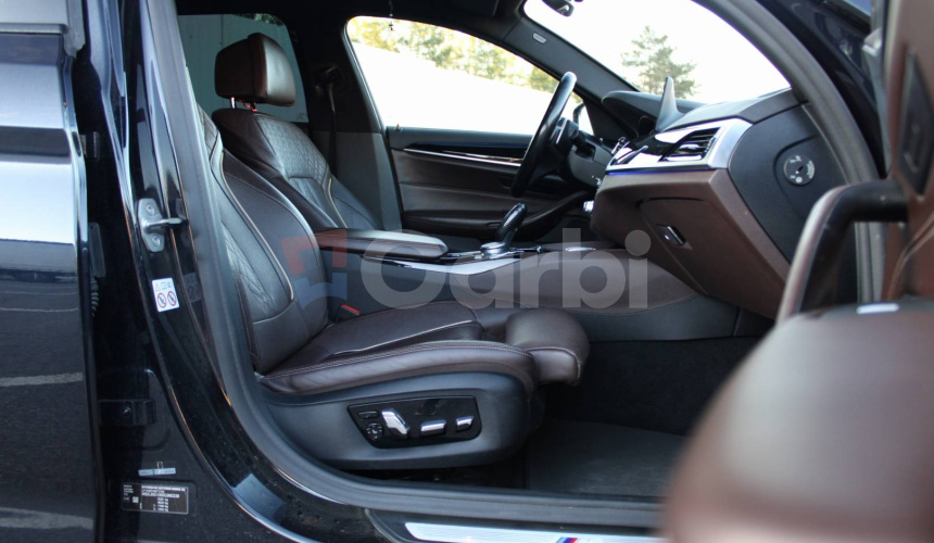 BMW Rad 5 Touring 530d xDrive A/T, 195kW, A8, 5d.