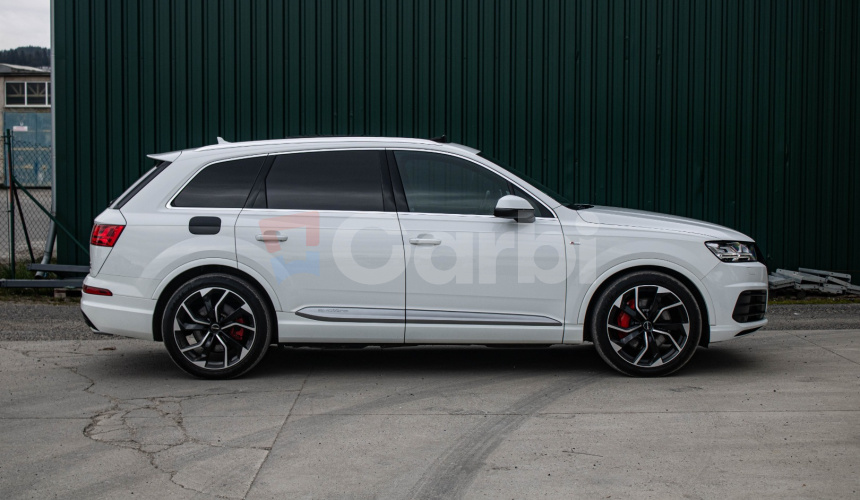 Audi Q7 S-Line 3.0 TDI 200kW 7miest, Matrix, Panorama, Vzduch, Nové rozvody