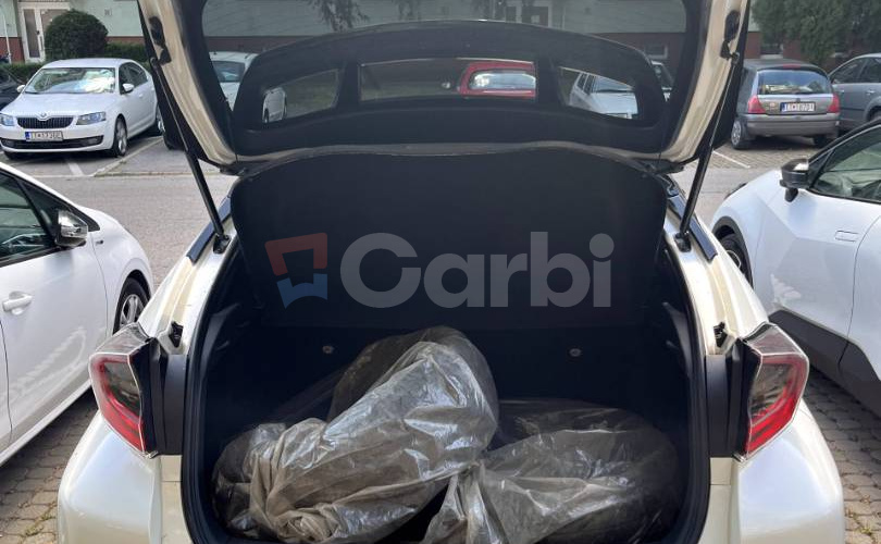 Toyota C-HR 1.8 Hybrid Selection E-CVT FWD