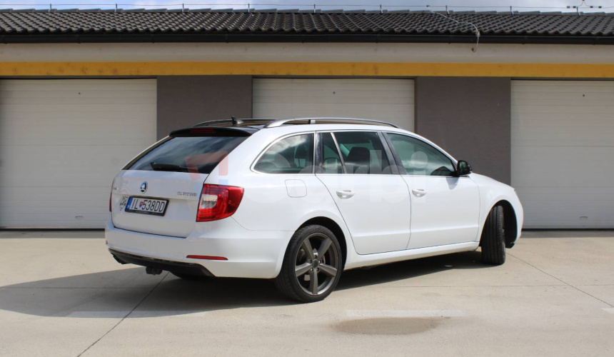 Škoda Superb Combi 2.0 TDI CR Ambition