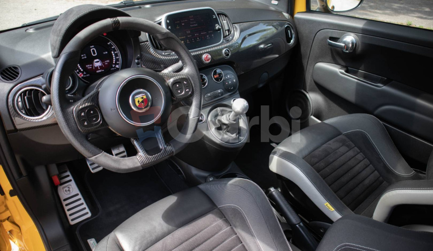 Abarth 500 595 Competizione