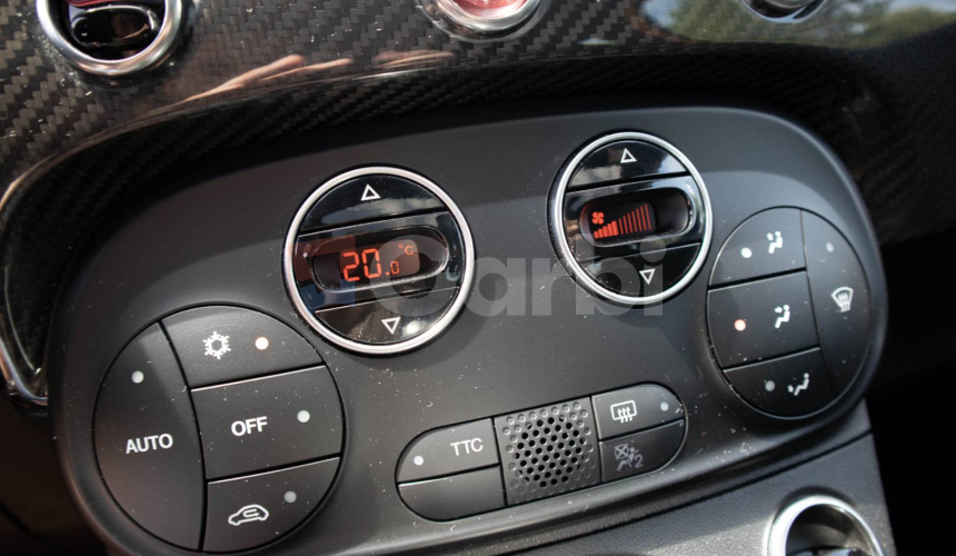 Abarth 500 595 Competizione