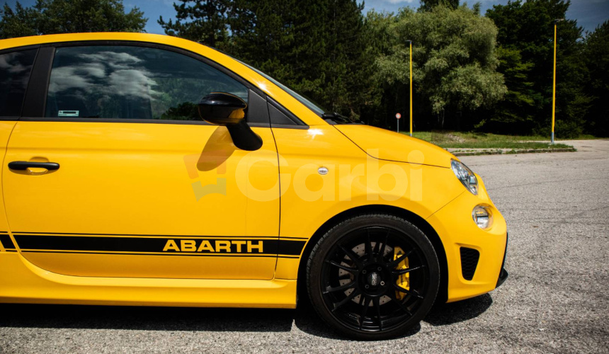 Abarth 500 595 Competizione