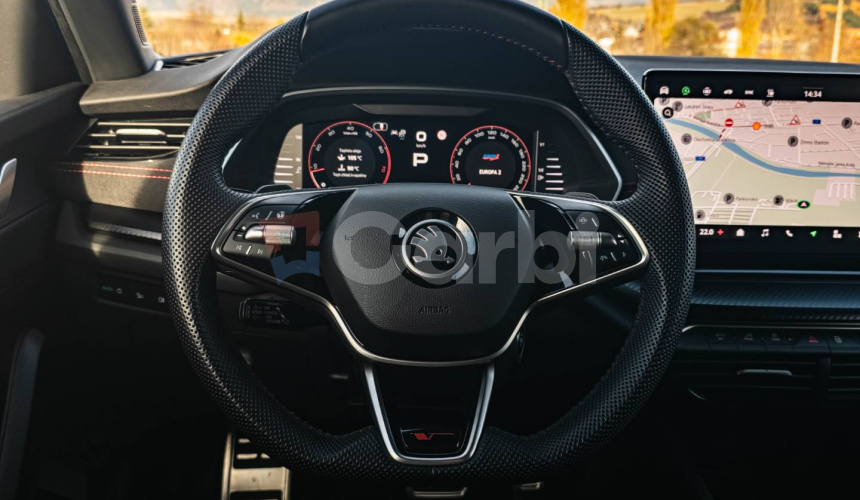 Škoda Octavia Combi VRS 195kW DSG Webasto, Virtual Cockpit