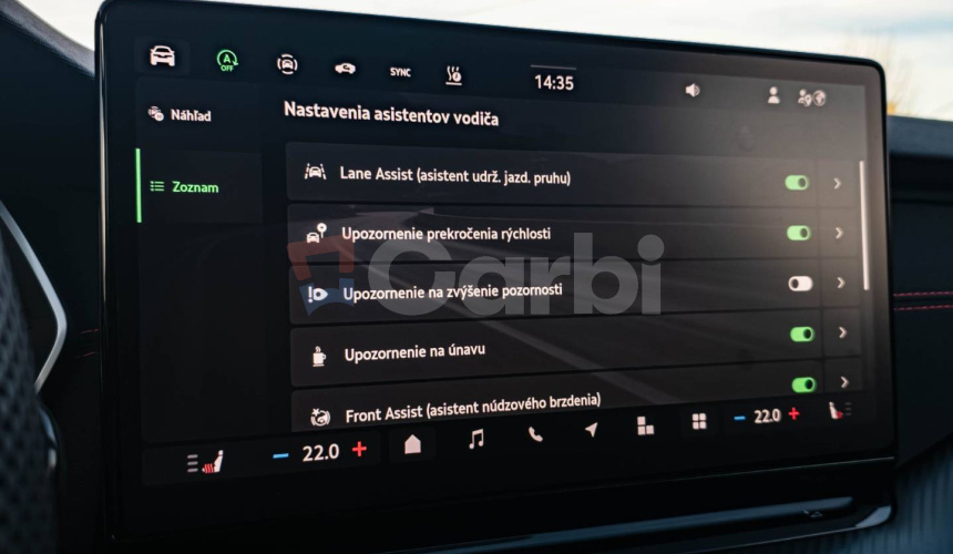 Škoda Octavia Combi VRS 195kW DSG Webasto, Virtual Cockpit