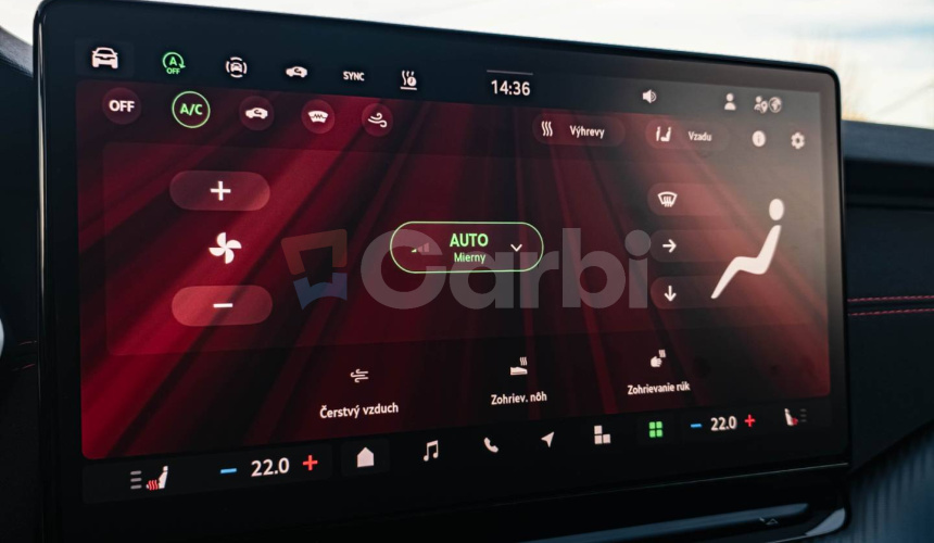 Škoda Octavia Combi VRS 195kW DSG Webasto, Virtual Cockpit
