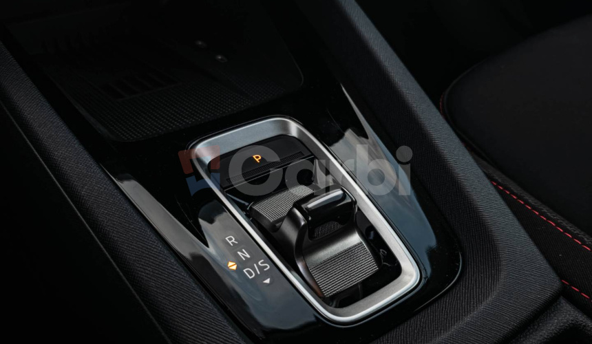 Škoda Octavia Combi VRS 195kW DSG Webasto, Virtual Cockpit