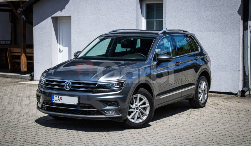 Volkswagen Tiguan 2.0 TSI DSG 4Motion, 1. Majiteľ, Slovenské, Nelakované, FULL LED, Virtual