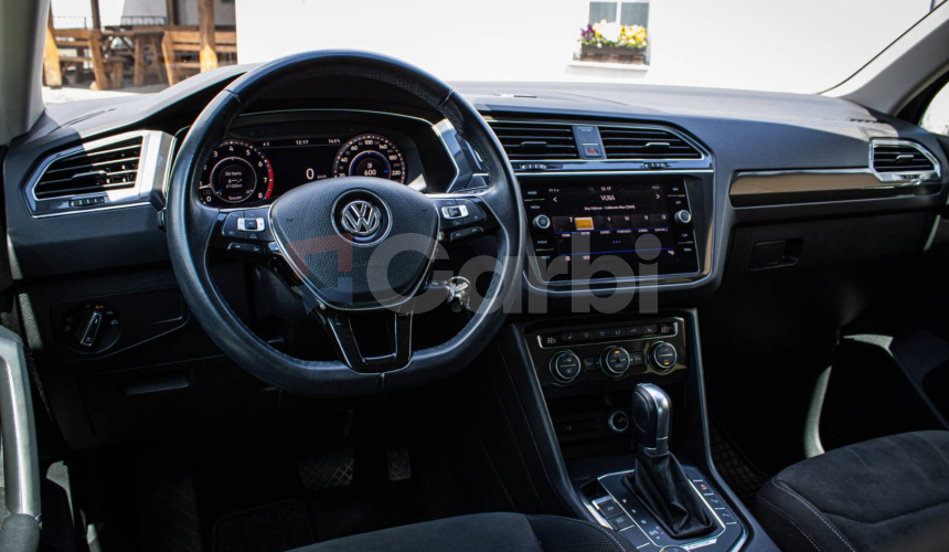 Volkswagen Tiguan 2.0 TSI DSG 4Motion, 1. Majiteľ, Slovenské, Nelakované, FULL LED, Virtual