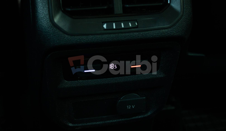 Volkswagen Tiguan 2.0 TSI DSG 4Motion, 1. Majiteľ, Slovenské, Nelakované, FULL LED, Virtual