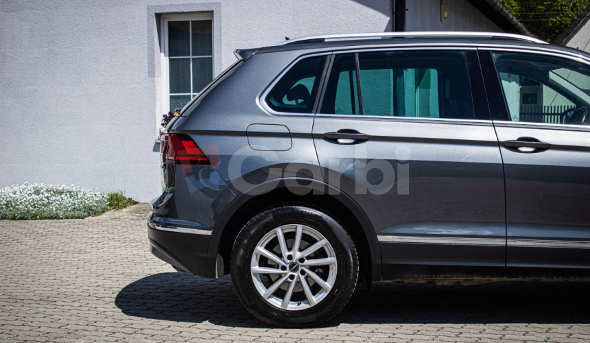 Volkswagen Tiguan 2.0 TSI DSG 4Motion, 1. Majiteľ, Slovenské, Nelakované, FULL LED, Virtual