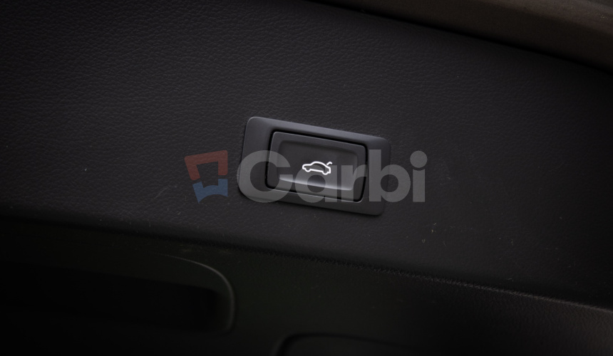 Audi A6 Allroad 3.0 TDI V6 Quattro, Webasto, zdvihnutý tlak oleja, Alcantara, 2X Alu