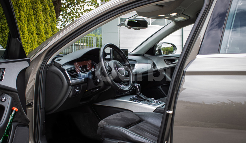 Audi A6 Allroad 3.0 TDI V6 Quattro, Webasto, zdvihnutý tlak oleja, Alcantara, 2X Alu