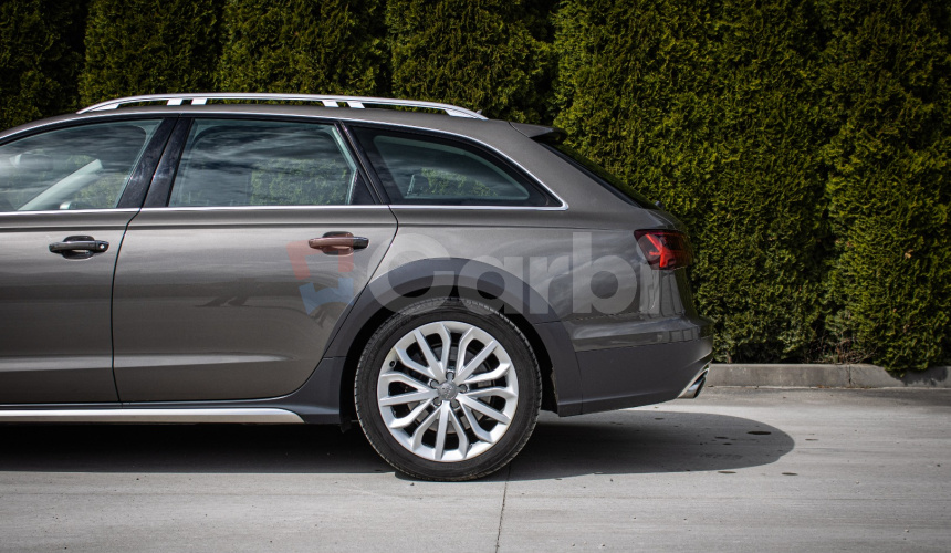 Audi A6 Allroad 3.0 TDI V6 Quattro, Webasto, zdvihnutý tlak oleja, Alcantara, 2X Alu