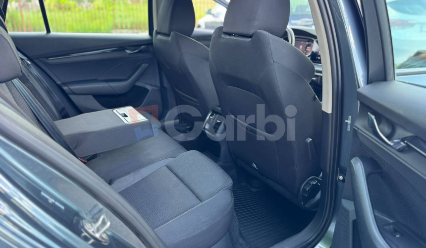 Škoda Octavia Combi Benzin + PHEV