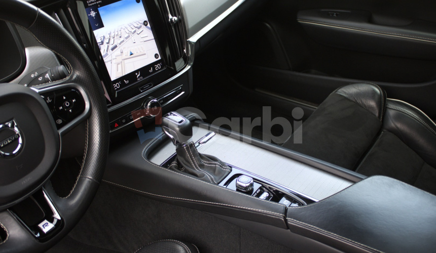 Volvo S90 D4, R-design, 140kw, AWD, AT8