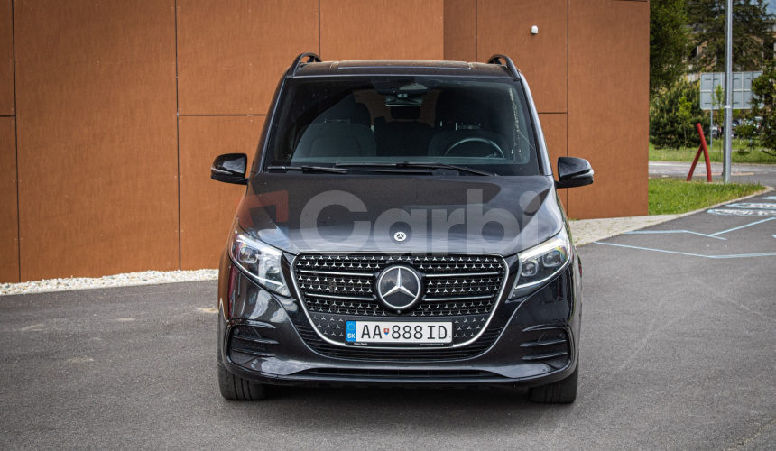 Mercedes-Benz V300d 4MATIC AMG Line, Black optik, Slovenské, Servis grátis, ťažné, Multibeam
