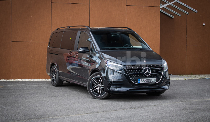 Mercedes-Benz V300d 4MATIC AMG Line, Black optik, Slovenské, Servis grátis, ťažné, Multibeam