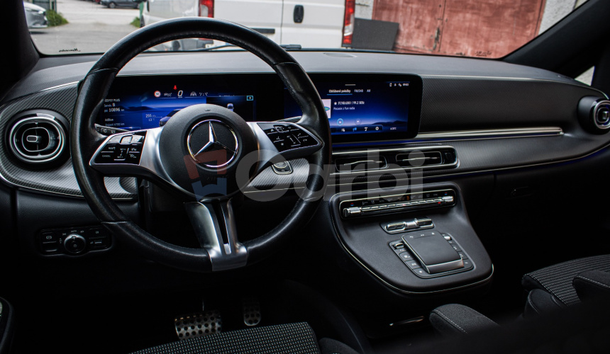 Mercedes-Benz V300d 4MATIC AMG Line, Black optik, Slovenské, Servis grátis, ťažné, Multibeam