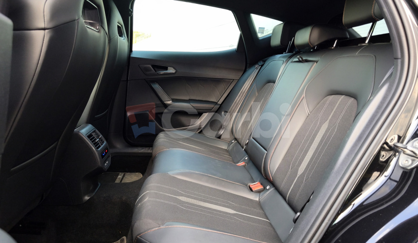 Cupra Formentor 1.4 TSI E-HYBRID Veloz DSG 245k