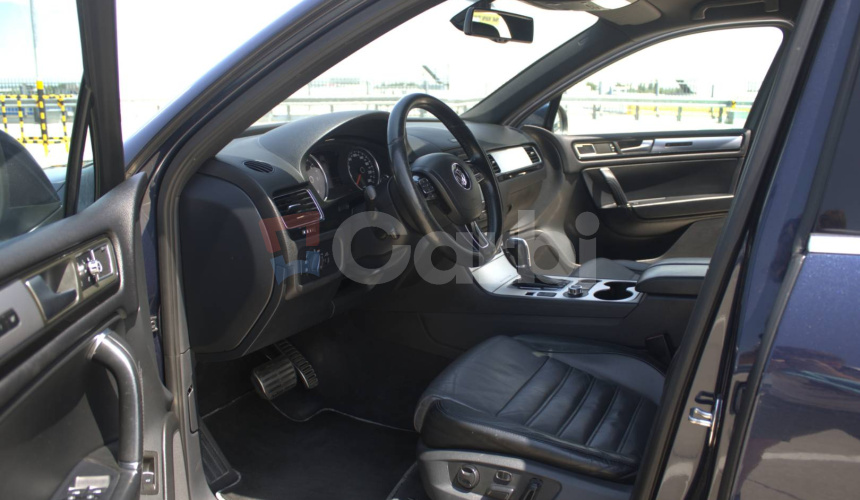 Volkswagen Touareg II 3.0 V6 TDI, 180kw BlueMotion, R-Line, AT8 DSG