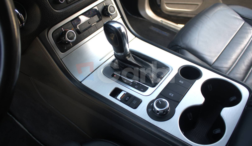 Volkswagen Touareg II 3.0 V6 TDI, 180kw BlueMotion, R-Line, AT8 DSG